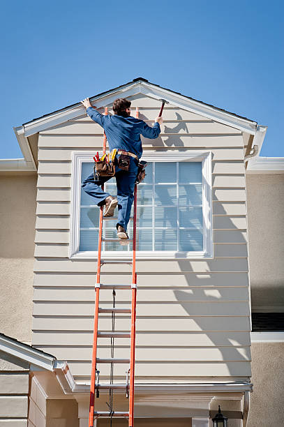 Affordable siding repair and maintenance services in Bulverde, TX